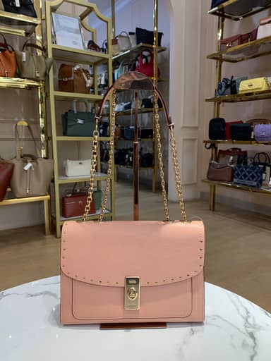 TJCCH-63331 Coach Lane Shoulder Bag With Rivets Shell Pink PRELOVED NETT